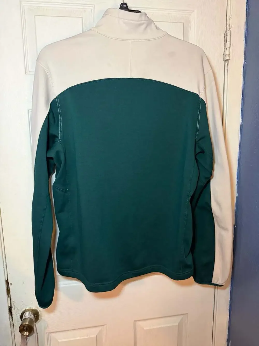 The North Face Apex Risor WindWall Softshell Jacket Green and Cream